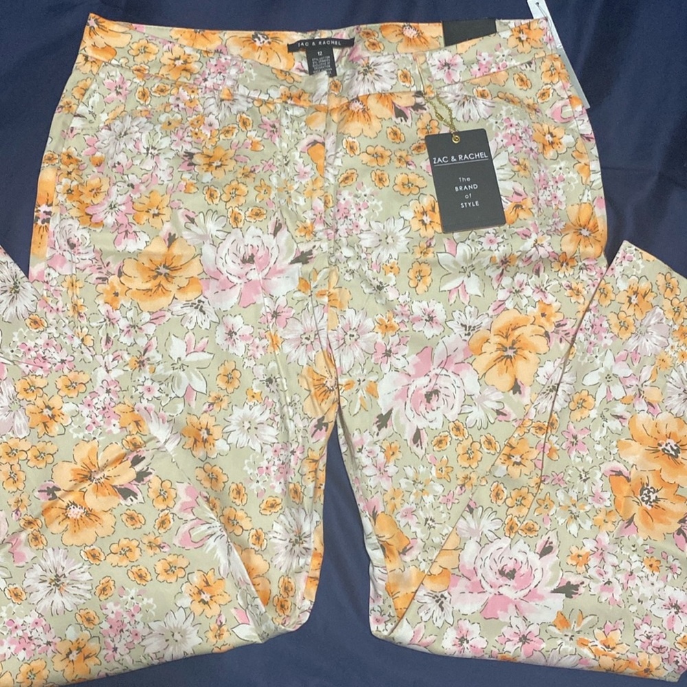 NEW Zac & Rachel Slim Ankle floral pants-stretchy material